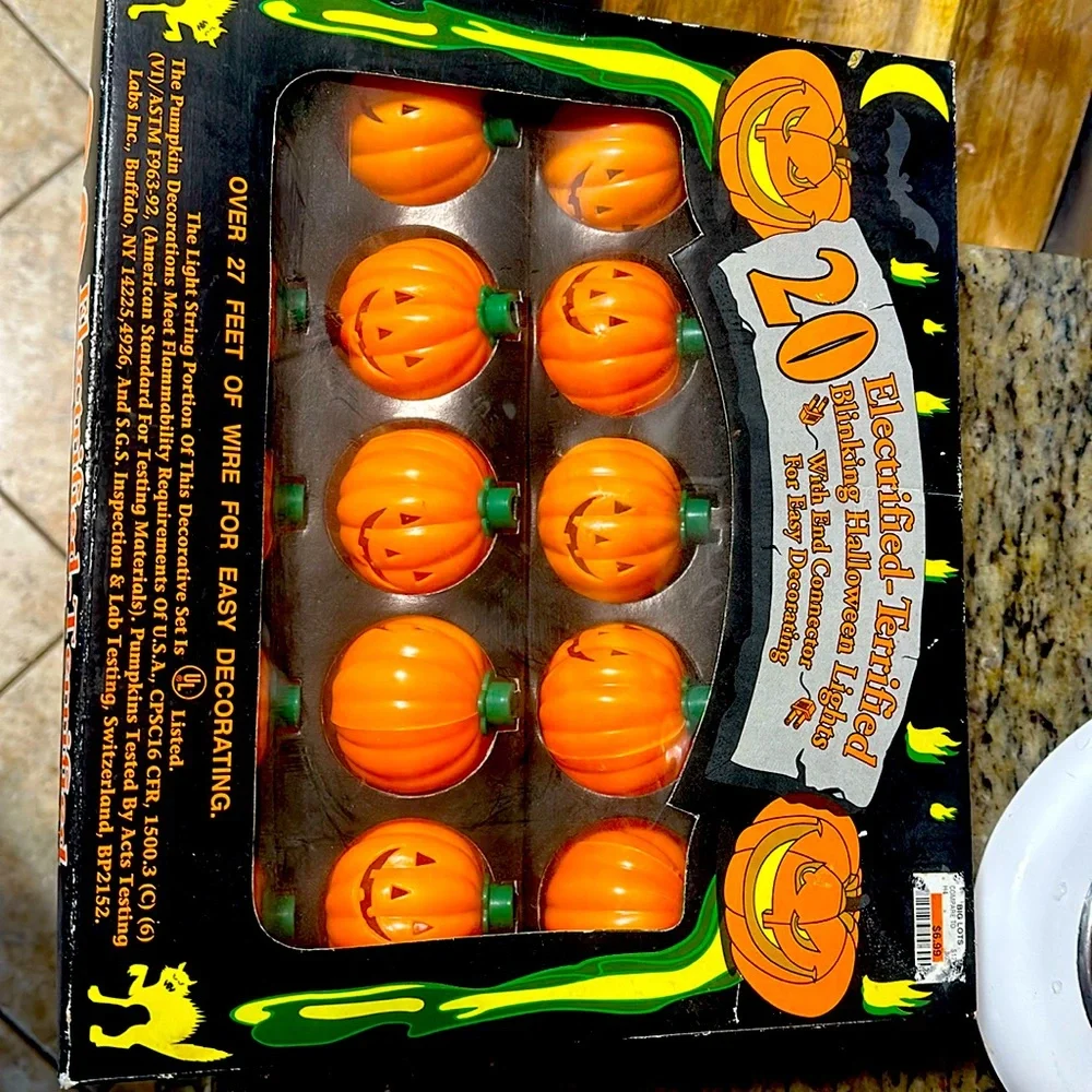 20 Vintage Electrified Terrified Blinking Halloween Lights‎